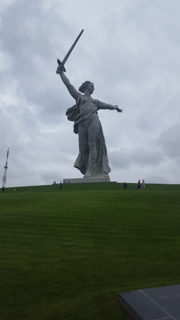 Памятник "Родина-мать" в Волгограде